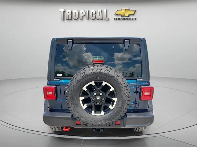 Used 2025 Blue Jeep Rubicon image 4