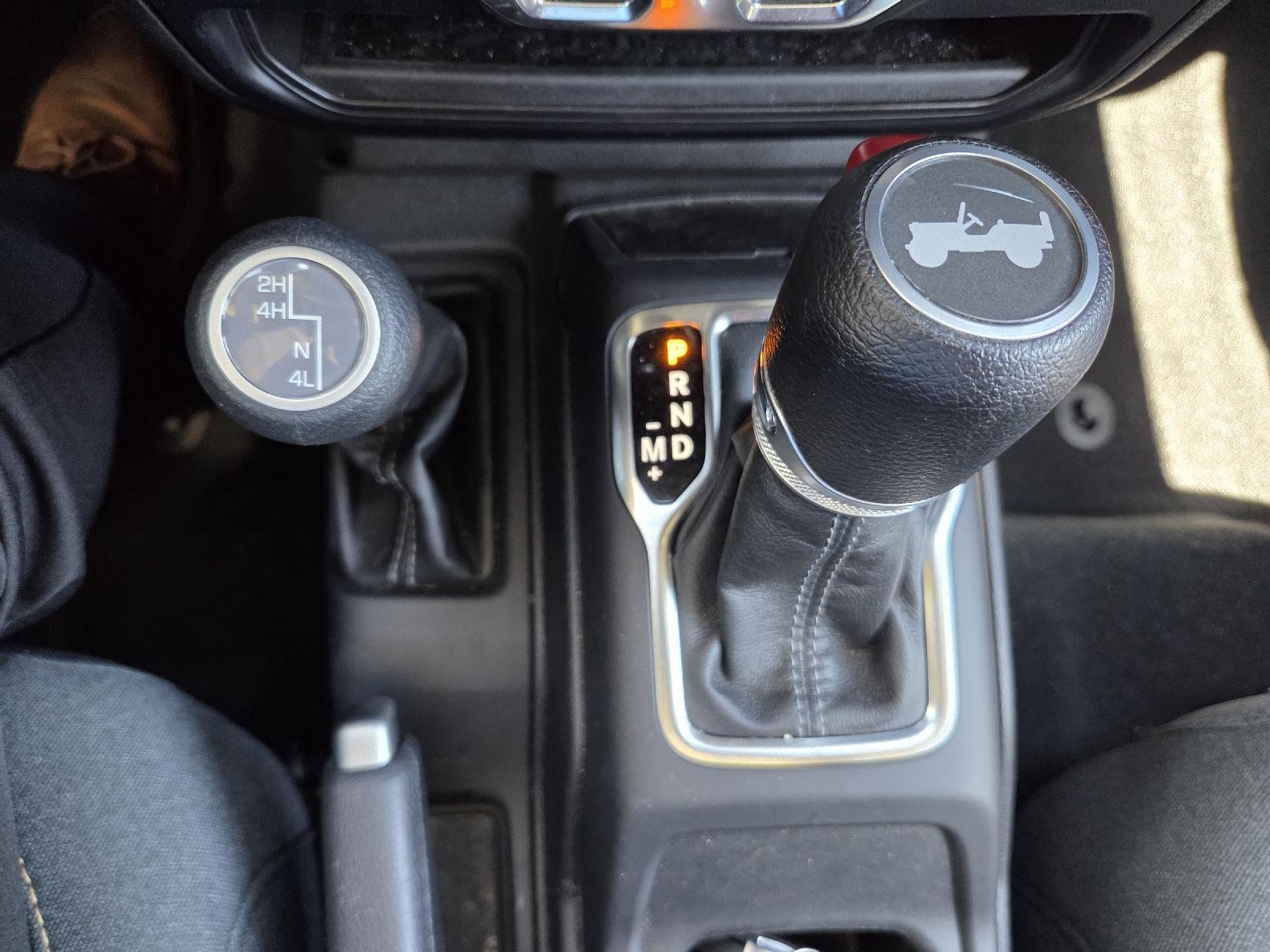 Used 2024 YELLOW JEEP SPOR image 22