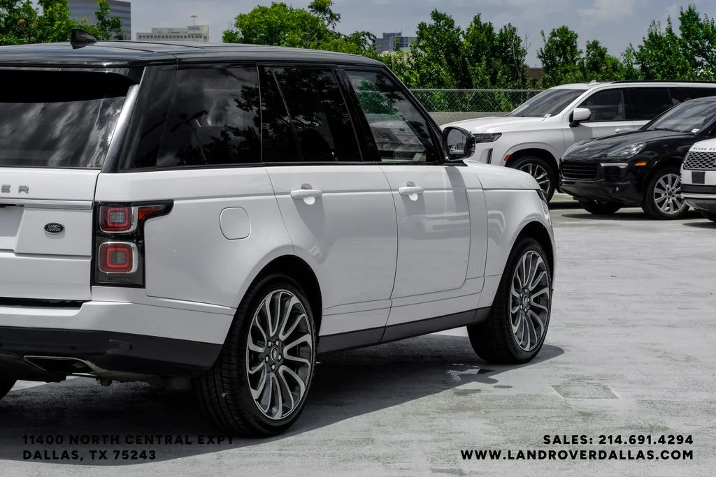 Used 2019 Fuji White Land Rover 5.0L V8 Supercharged image 10