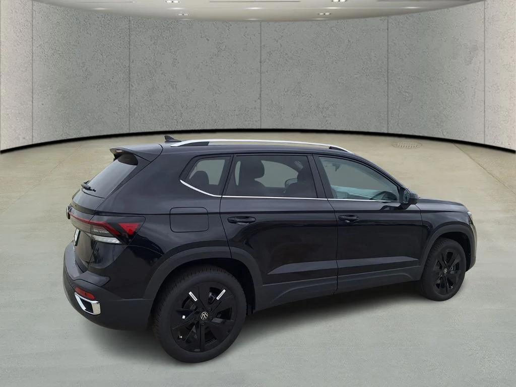 New 2026 Black Volkswagen 1.5T SE image 5