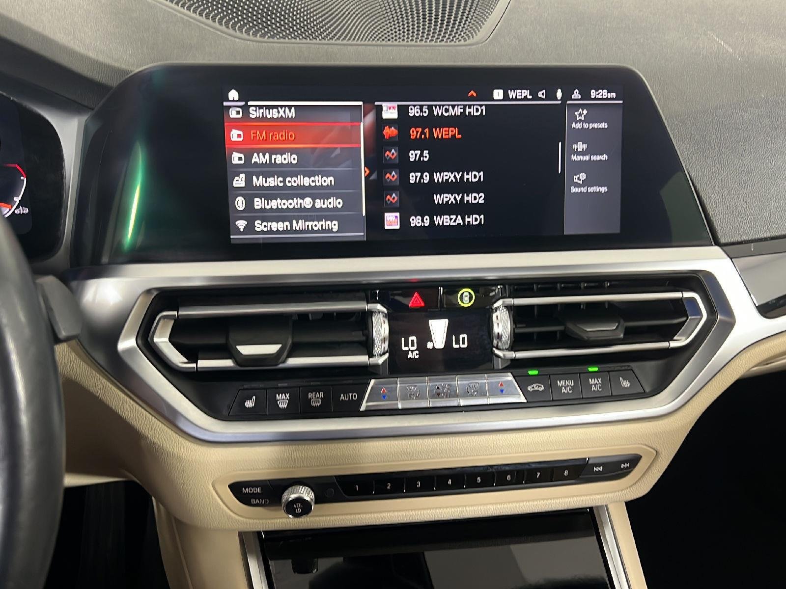 Used 2019 Alpine White BMW 330i xDrive image 19