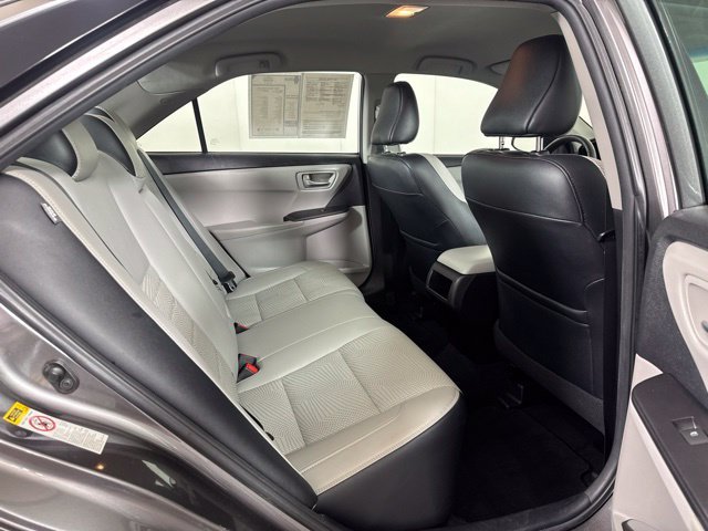 Used 2016 Gray Toyota SE image 5