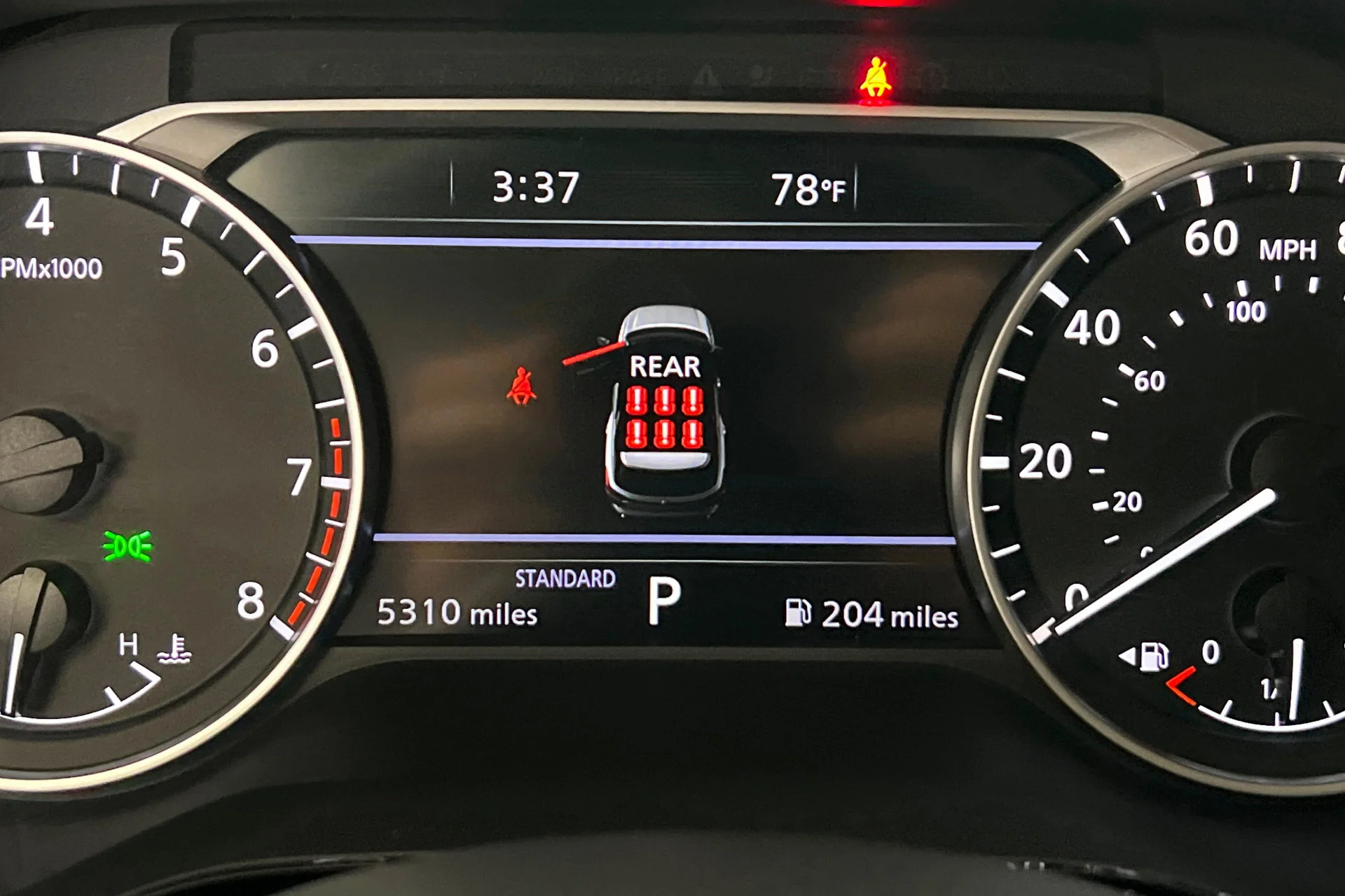 2025 Nissan Pathfinder SL - Photo 14