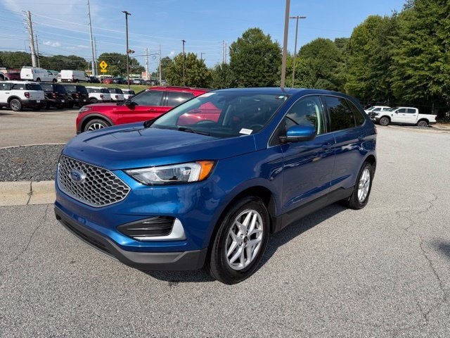 Certified Used 2024 Atlas Blue Metallic Ford SEL image 4
