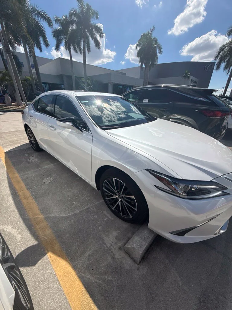 Certified Used 2025 EMINENT WHITE PEARL Lexus 300h image 1