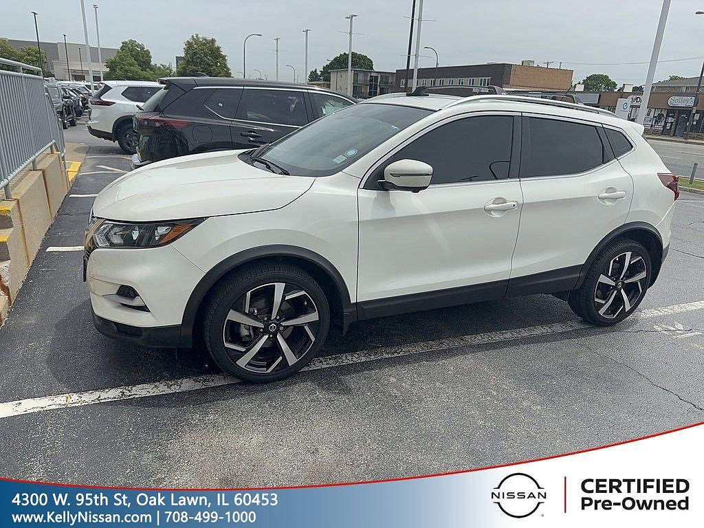2022 Nissan Rogue Sport SL AWD's photo