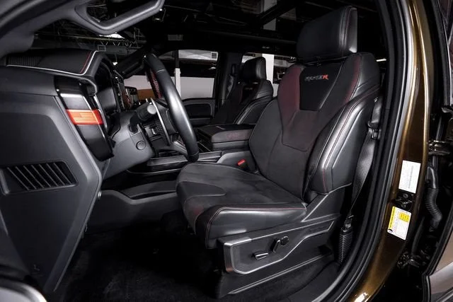 Used 2024 Shelter Green Ford Raptor image 16