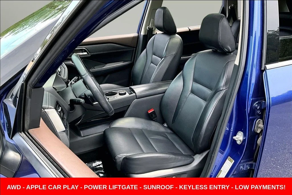 Used 2021 Blue Nissan SV image 20