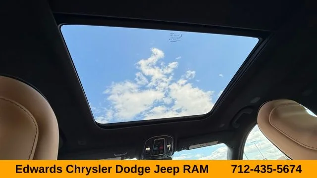 Used 2025 White Jeep Summit image 37