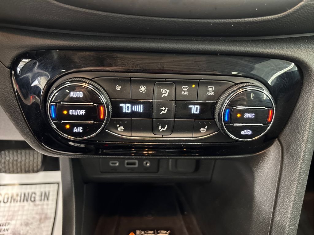 Used 2023 Black Buick Essence image 31