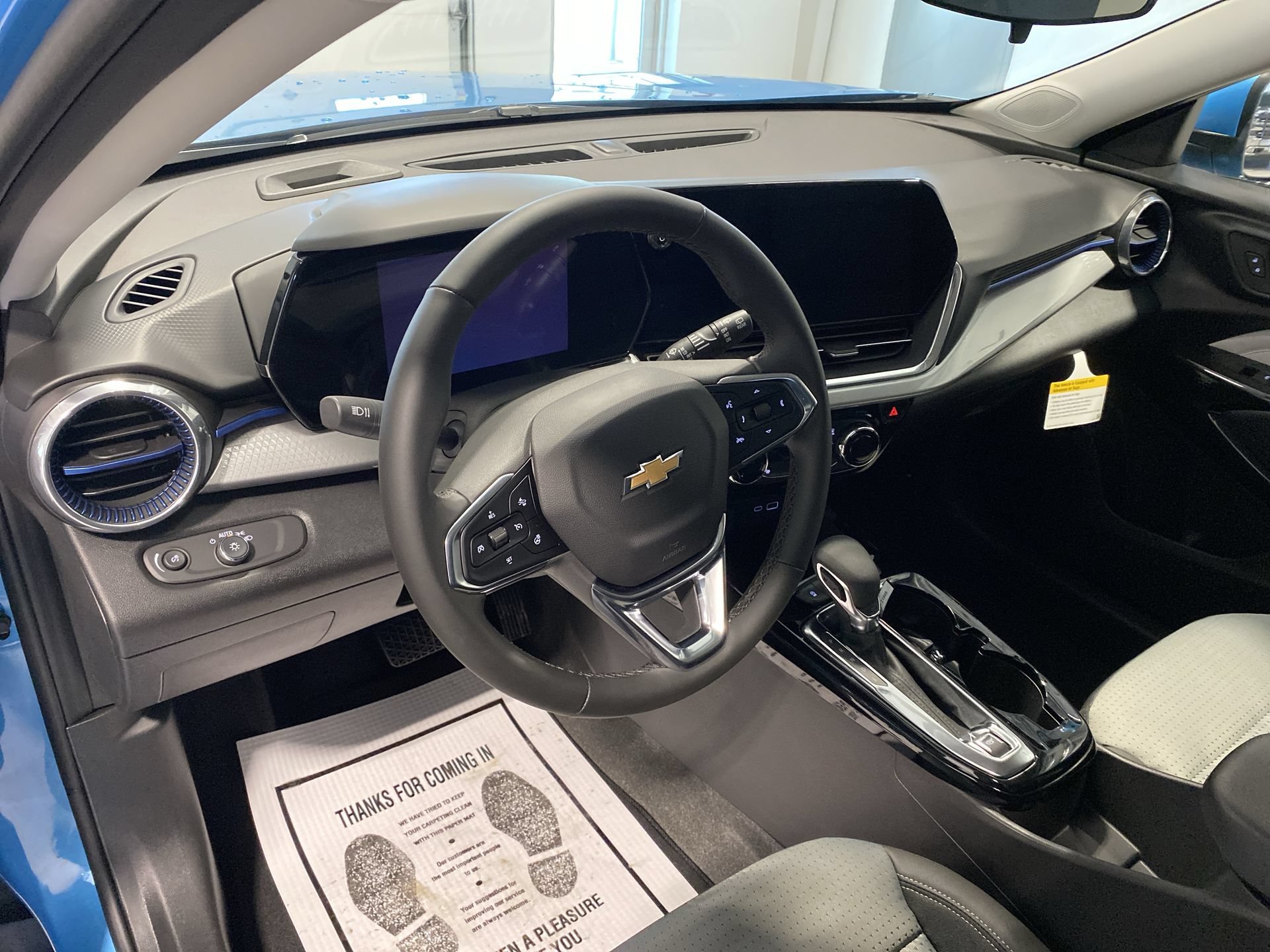 2026 Chevrolet Trax LT - Photo 10