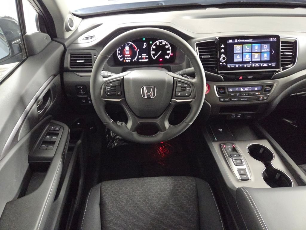 2025 Honda Ridgeline Sport - Photo 11
