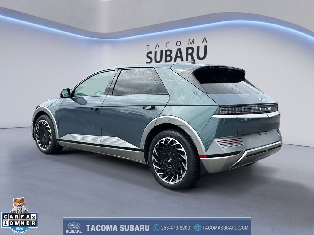Used 2024 Green Hyundai Limited image 3