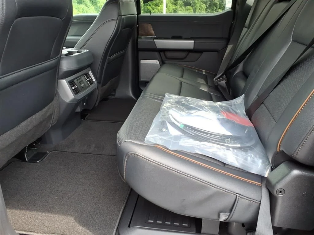 New 2026 Agate Black Metallic Ford F-250® Lariat® image 5