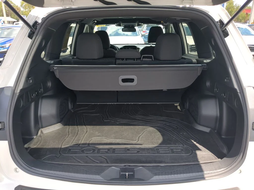 Certified Used 2025 White Subaru Premium image 9