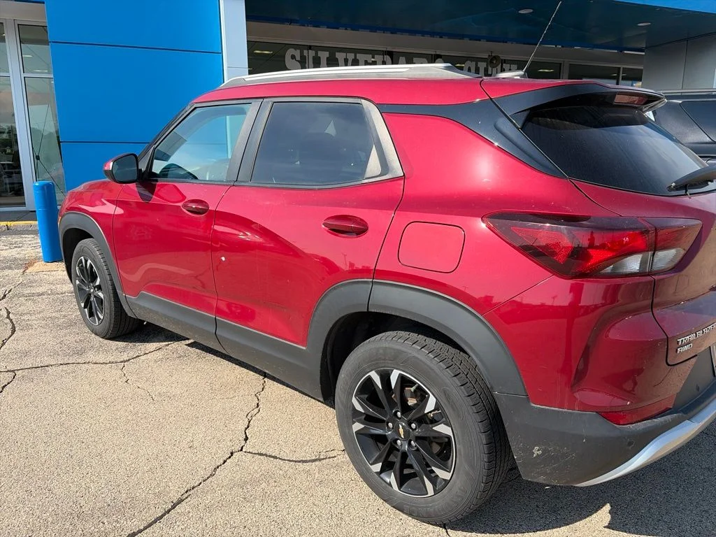Used 2021 Red Chevrolet LT image 6