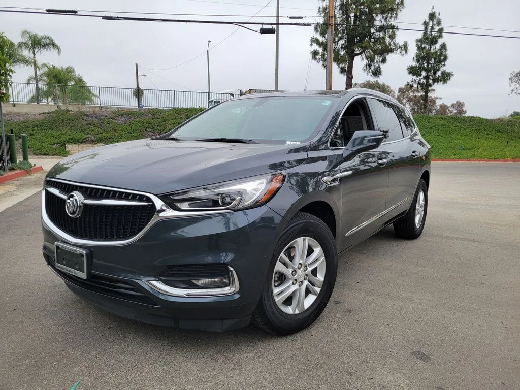 2021 Buick Enclave Essence's photo