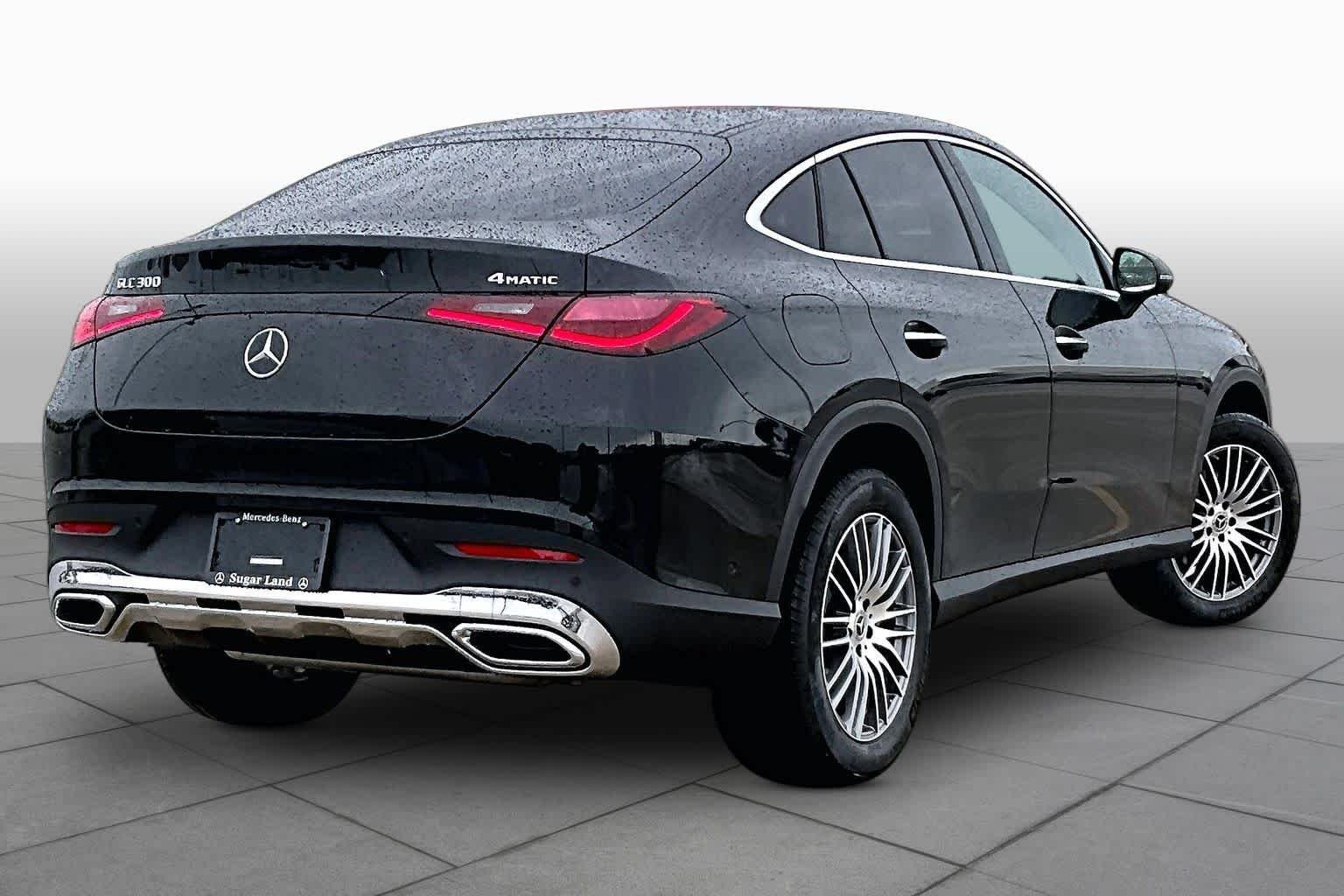 Used 2026 Black Mercedes-Benz GLC 300 image 13