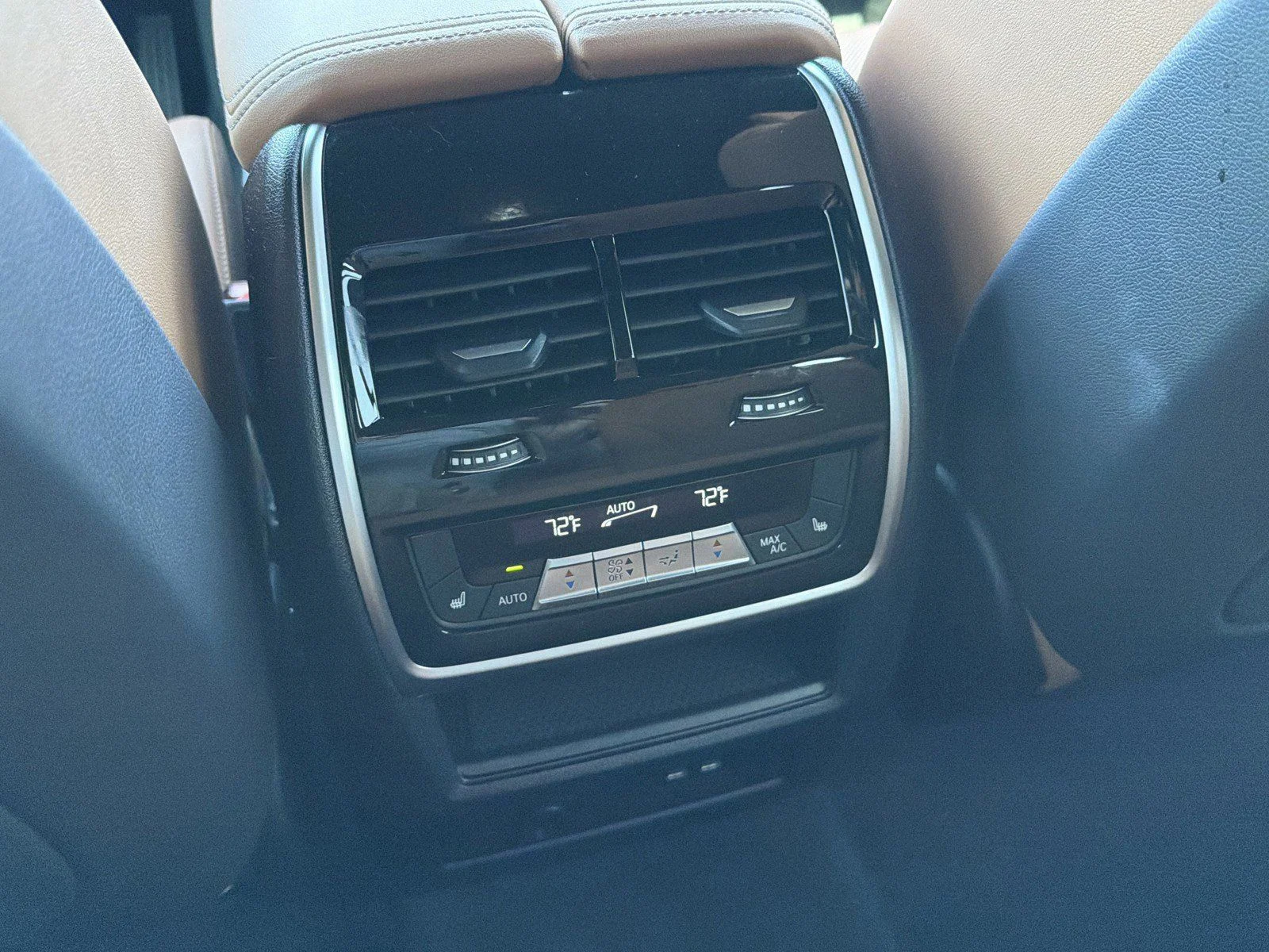 New 2026 Black Sapphire Metallic BMW sDrive40i image 18
