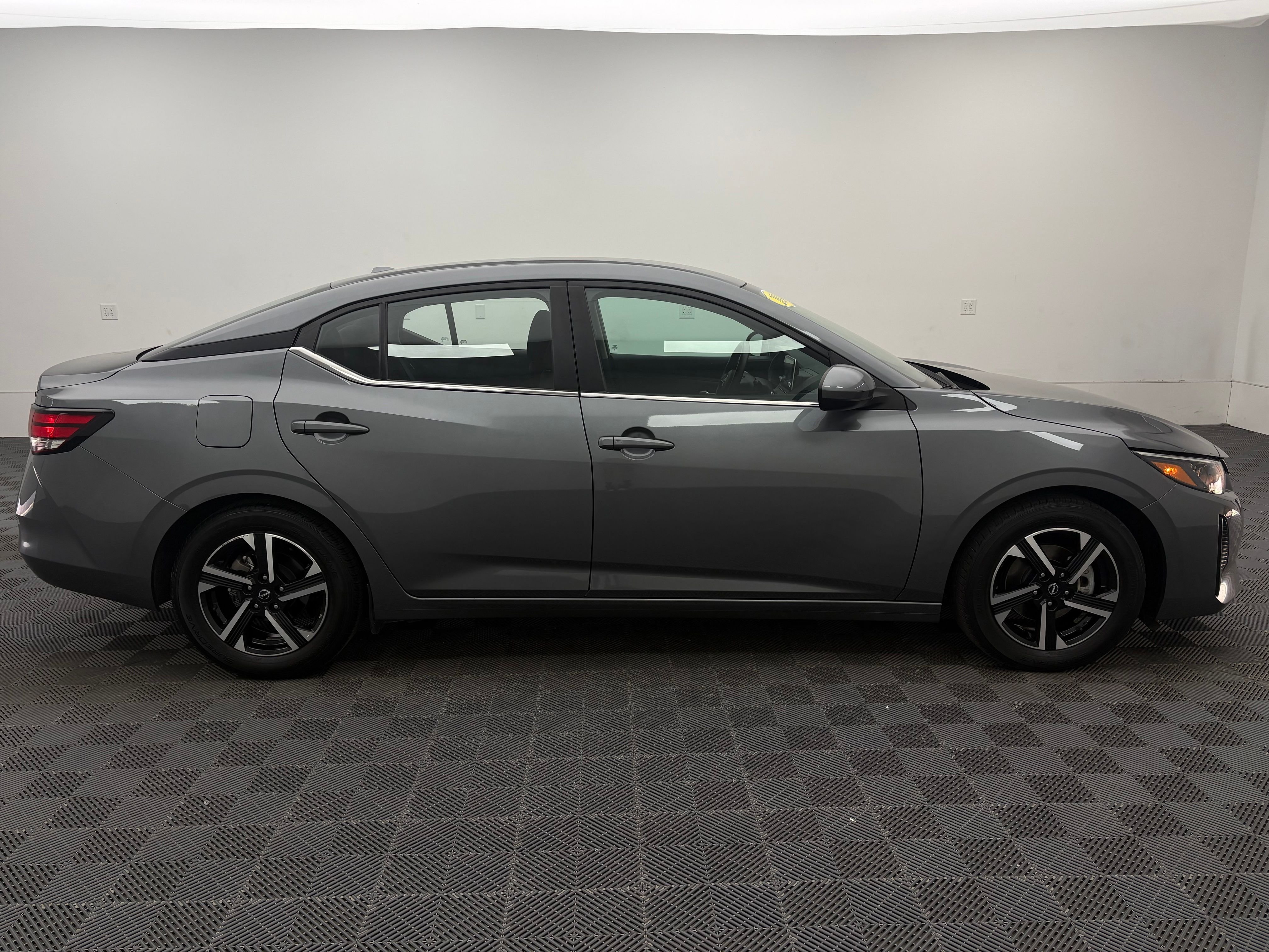 Used 2024 Gun Metallic Nissan SV image 5