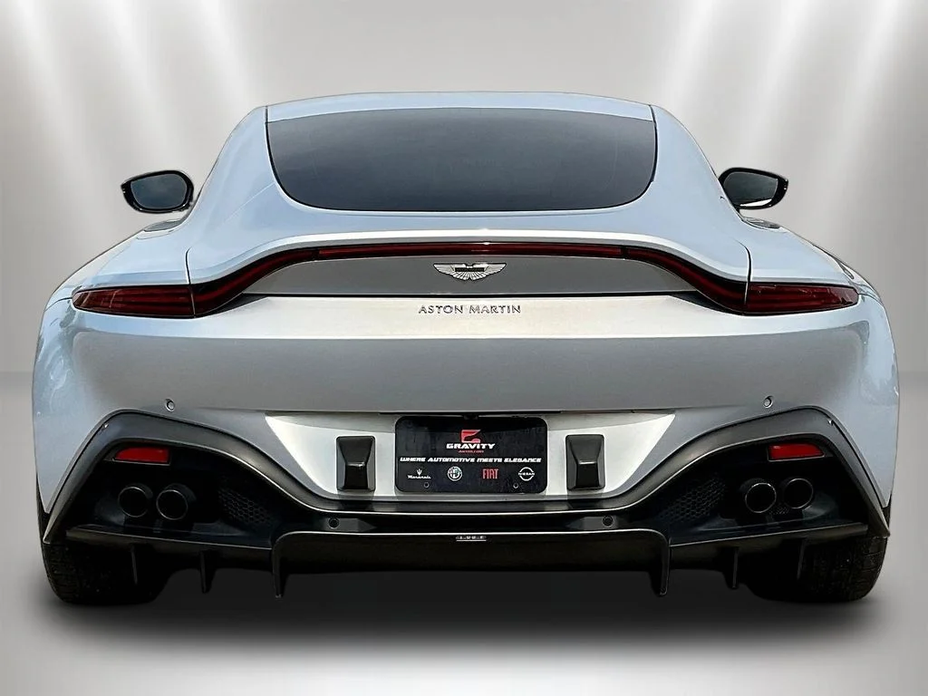 Used 2020  Aston Martin  image 5