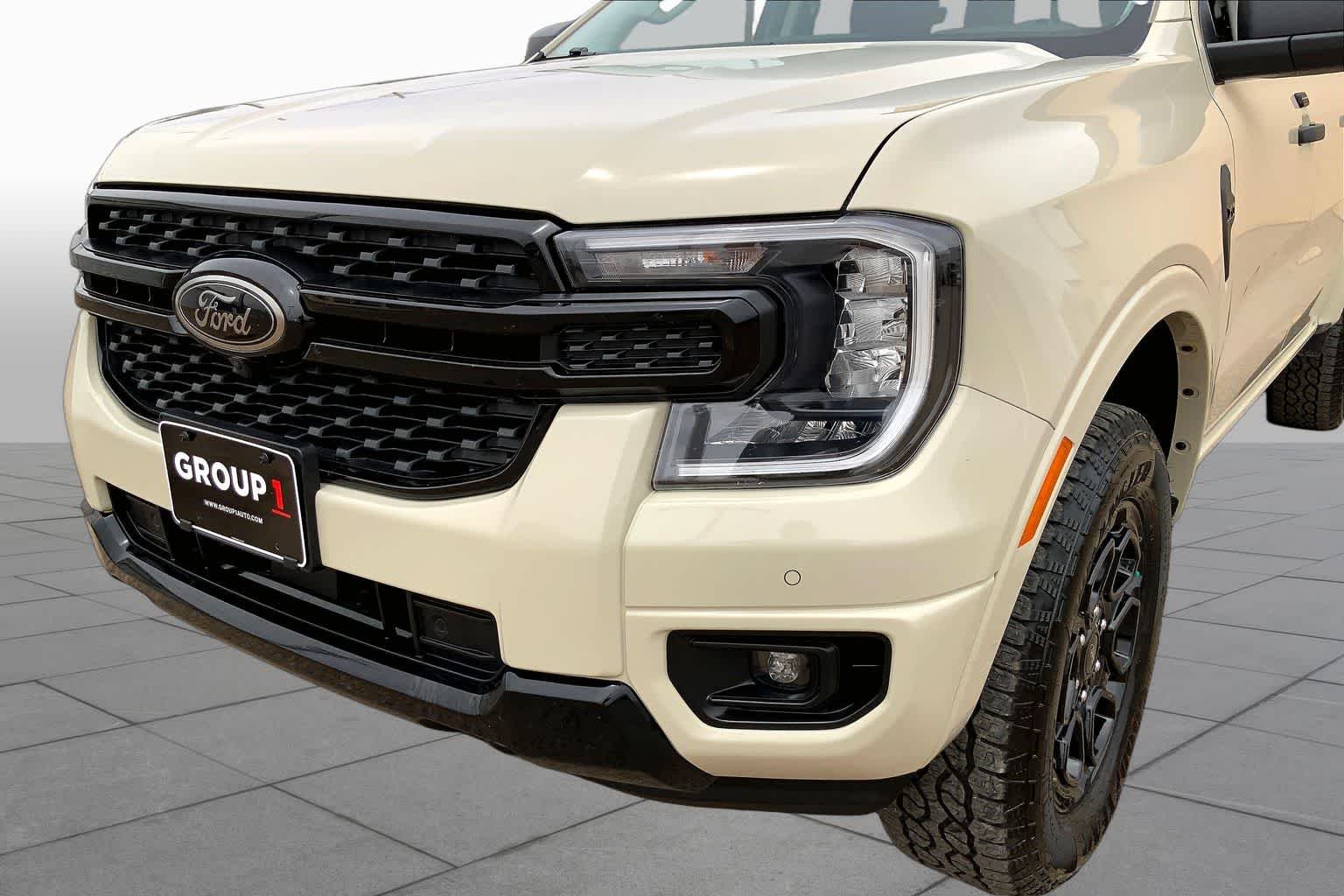 Used 2025 Desert Sand Ford XLT image 30