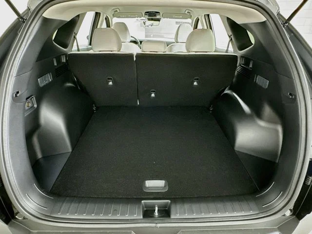 New 2026 Black Hyundai SE image 22