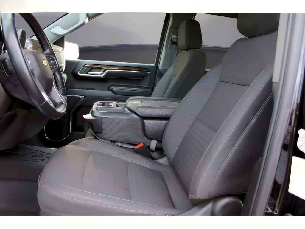 2023 Chevrolet Silverado 1500 LT - Photo 14