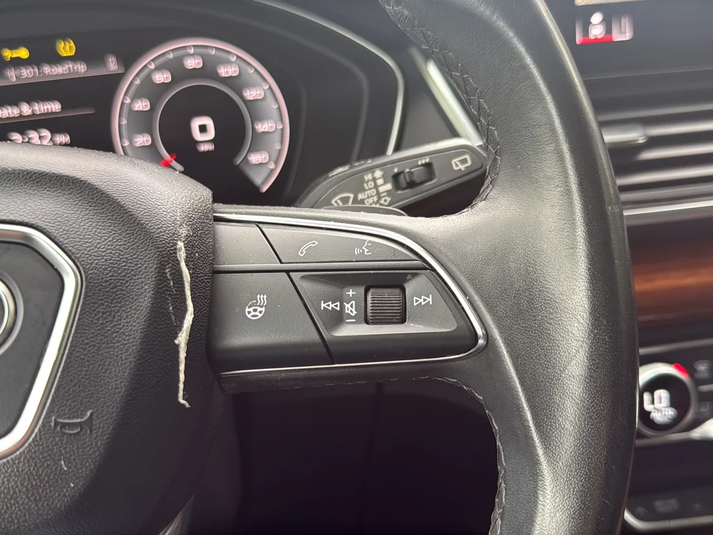 Used 2023 Black Audi 45 S line Premium image 17
