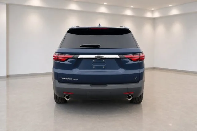 Used 2023 Northsky Blue Metallic Chevrolet LT Cloth image 5