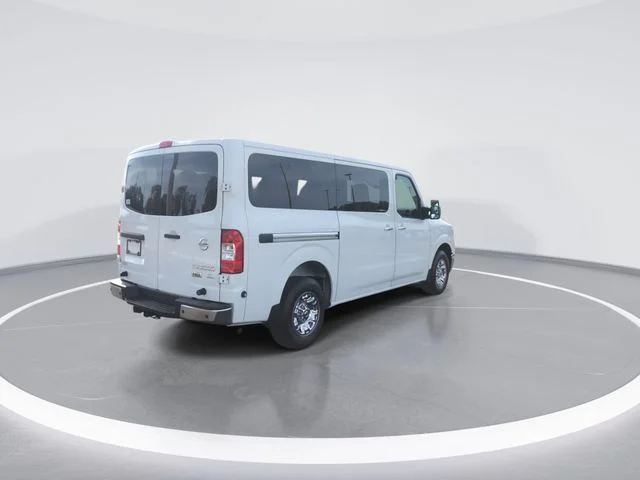 Used 2016 White Nissan SL image 8