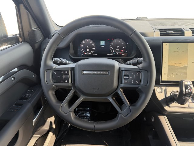New 2026 Santorini Black Land Rover S image 13