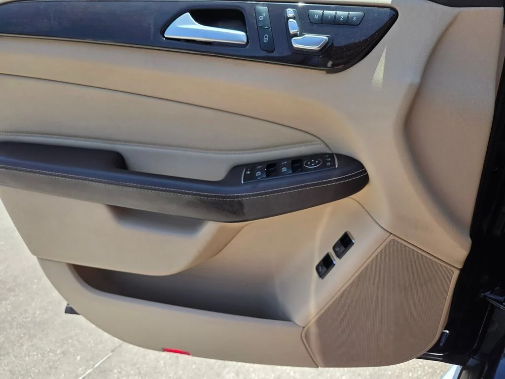 Used 2017 Blue Mercedes-Benz GLS 450 image 22