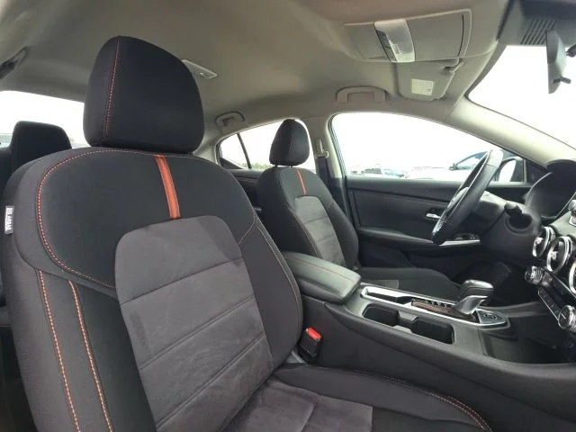 Used 2024 Gray Nissan SR image 18