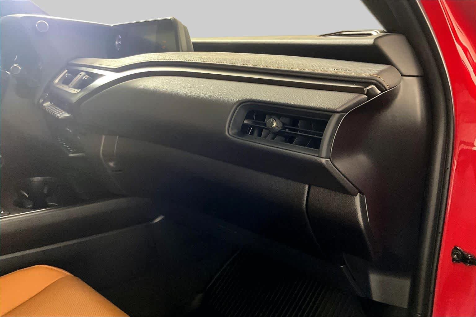 Used 2021 Redline Lexus  image 17