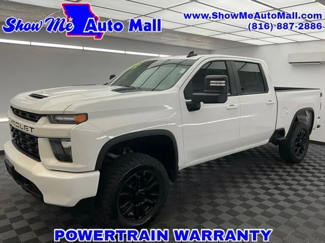 Used 2021 White Chevrolet LT image 1