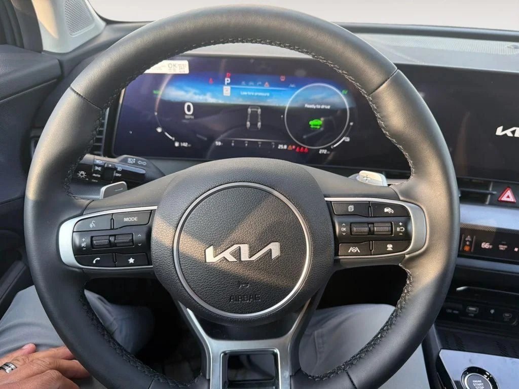 2025 Kia Sportage SX Prestige Hybrid - Photo 14