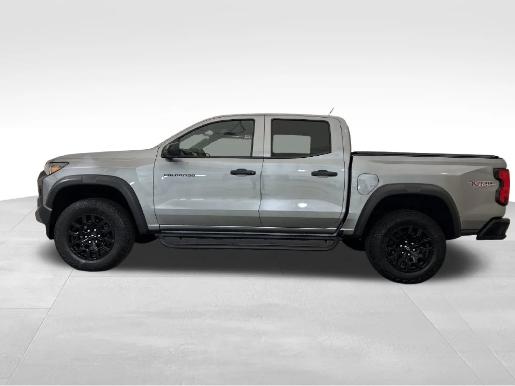 Used 2024 Gray Chevrolet Trail Boss image 2