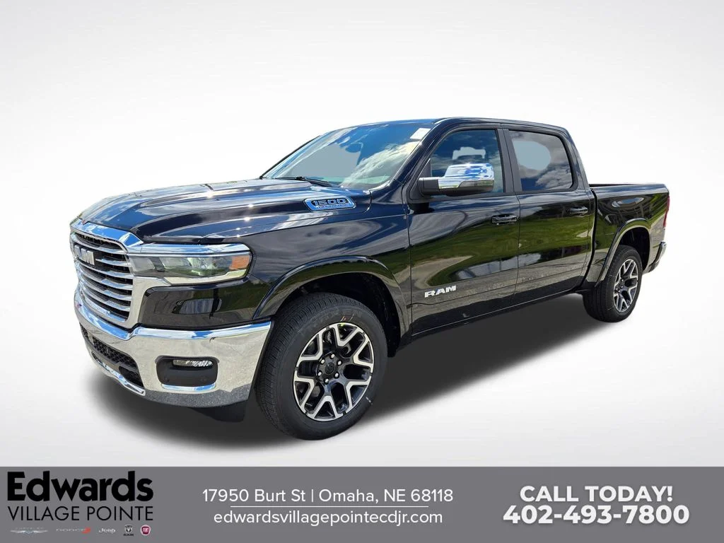 New 2026 Diamond Black Crystal Pearl-Coat Exterior Paint RAM Laramie image 7