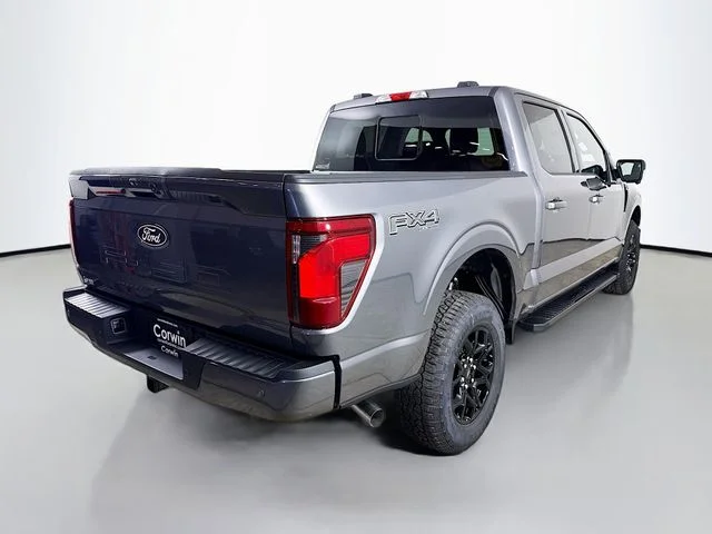 New 2026 Carbonized Gray Metallic Ford XLT image 7