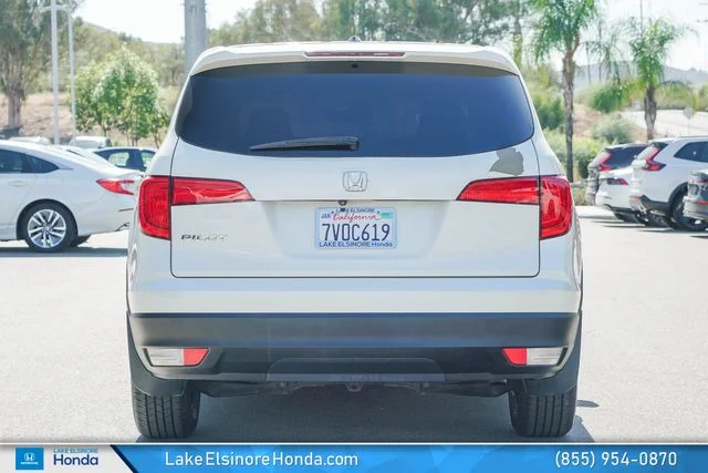 Used 2017 White Diamond Pearl Honda EX-L image 10