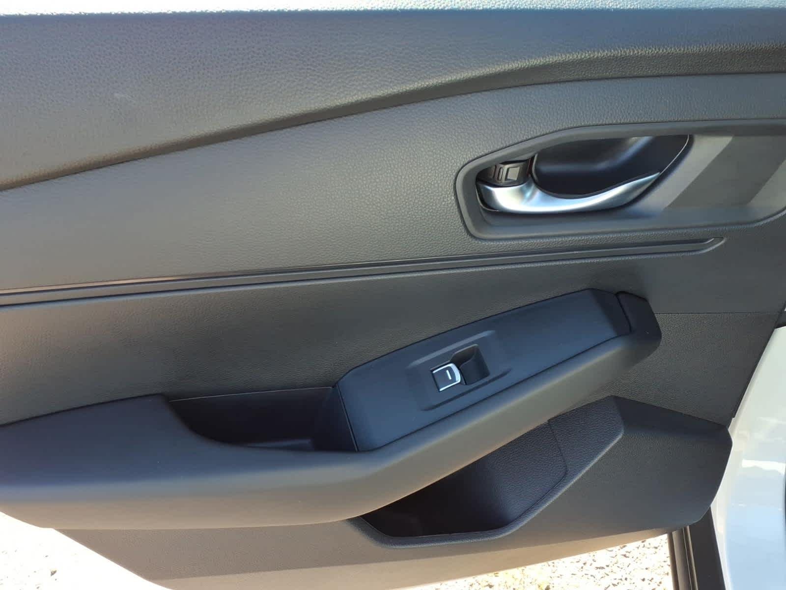 2025 Honda Accord SE - Photo 11