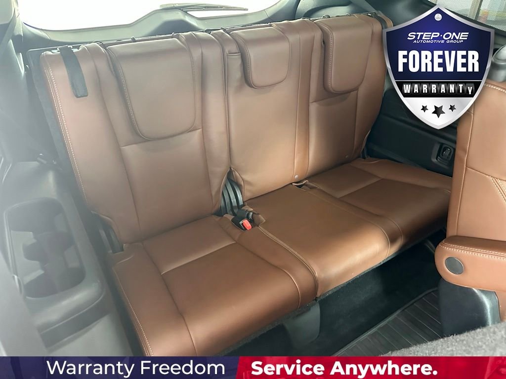 Used 2019 White Subaru Touring image 38