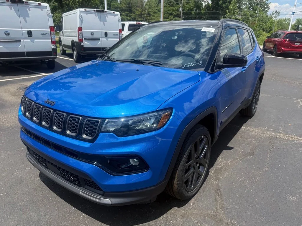 New 2026 Hydro Blue Pearl-Coat Exterior Paint Jeep Limited image 8