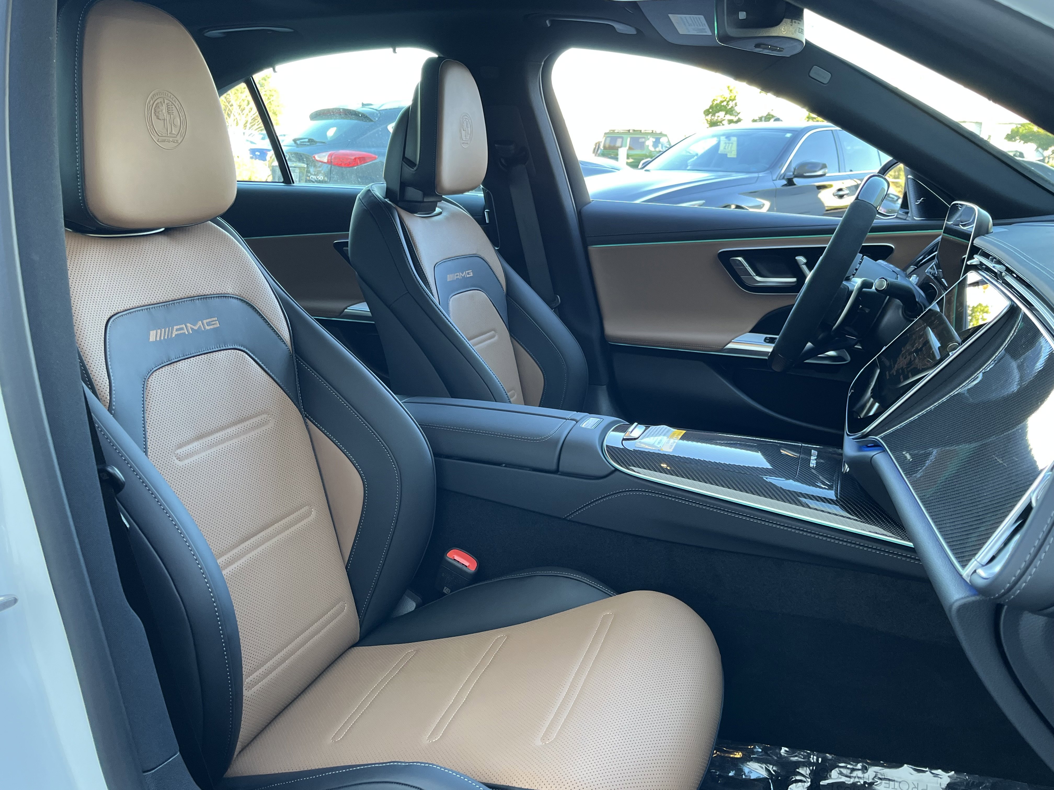 New 2026 MANUFAKTUR Moonlight White Metallic Mercedes-Benz AMG® E 53 E image 21
