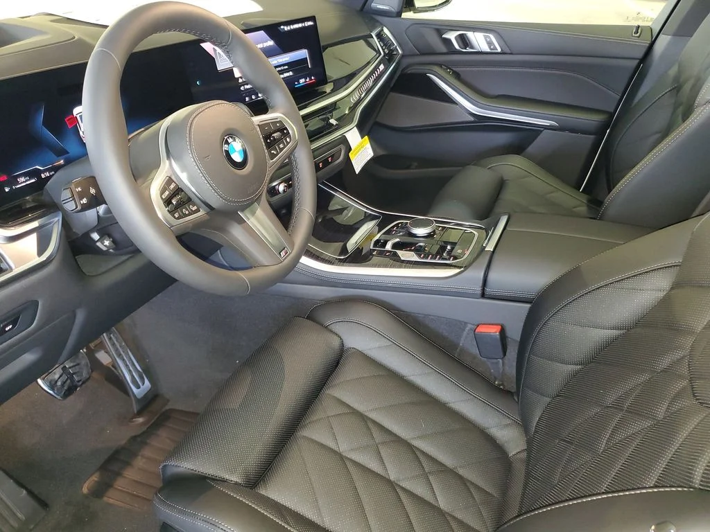 Used 2026 White BMW sDrive40i image 15