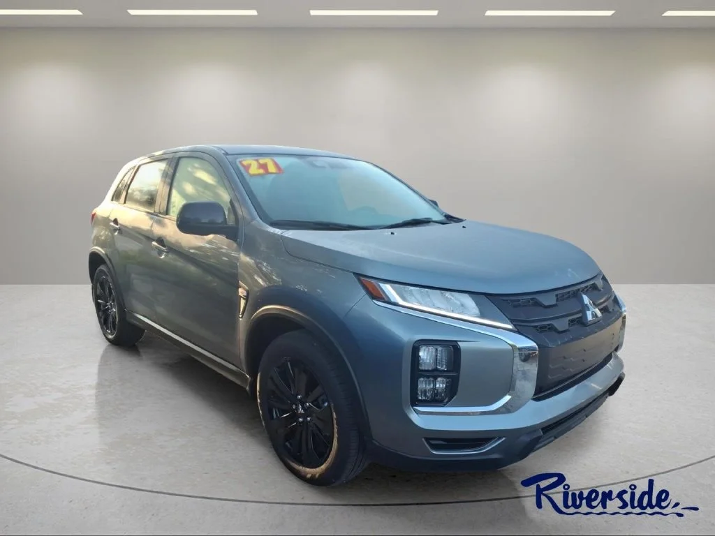2027 Mitsubishi Outlander Sport LE