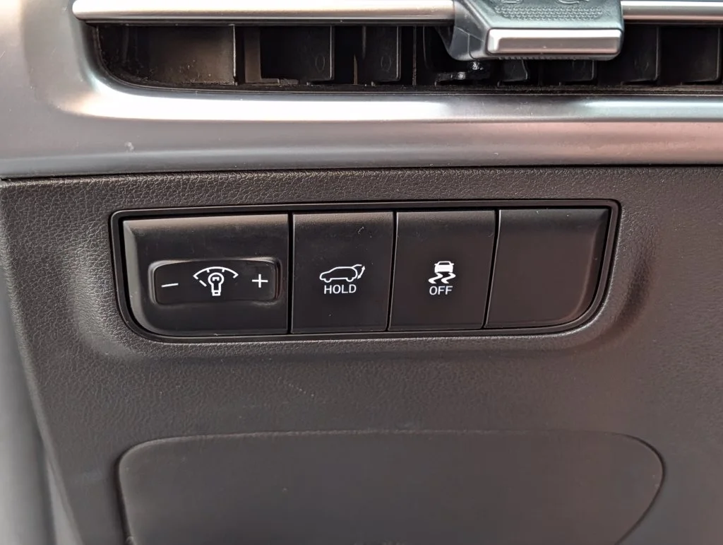 Used 2025 Gray Hyundai SEL image 32