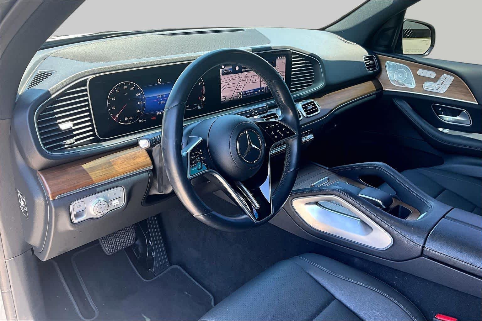 Certified Used 2024 Selenite Grey Metallic Mercedes-Benz GLE 350 image 17