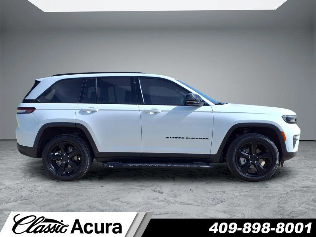 Used 2025 Bright White Clearcoat Jeep Limited 4x2 image 8